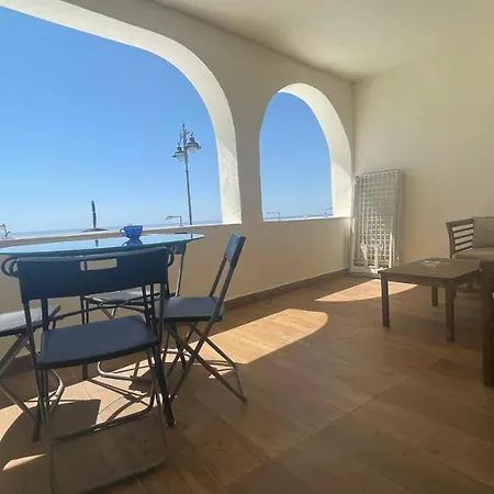 Apartamento Santa Ana Apartment *