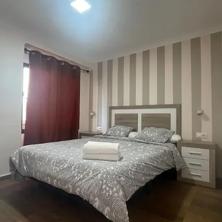 Apartamento Santa Ana Apartment *